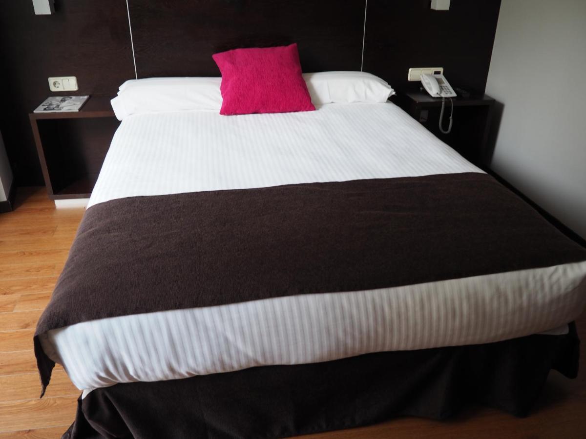 Hotel Junquera Vigo Bagian luar foto