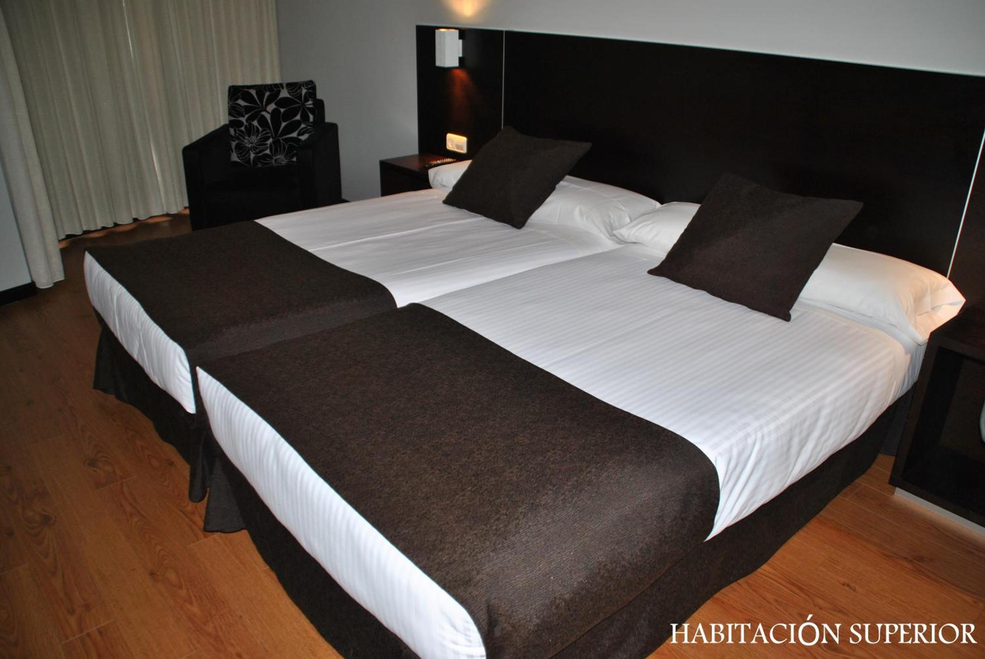 Hotel Junquera Vigo Bagian luar foto